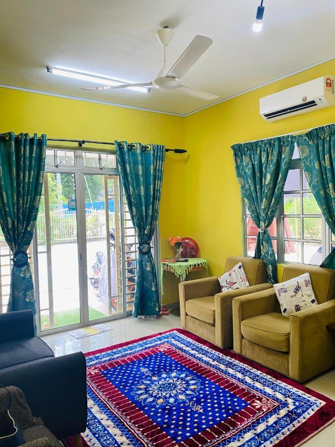 Zalida C Musleem Alor Gajah